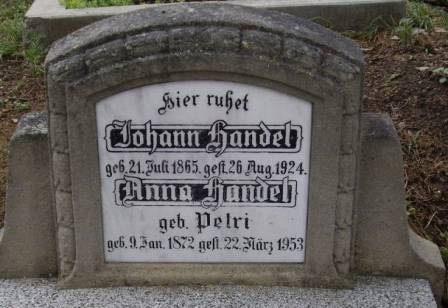 Handel Johann 1865-1924 Petri Anna 1872-1953 Grabstein